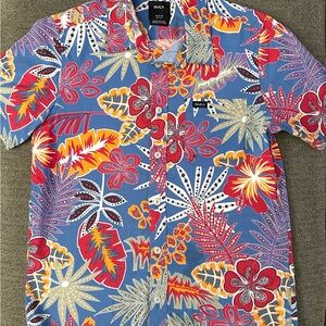 RVCA Boys Hawaiian Button Down Shirt with Tropical Print Size Medium